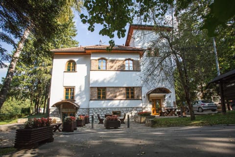 Property building, Patio