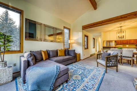 Aspenwood Escape at Warm Springs Apartment in Ketchum