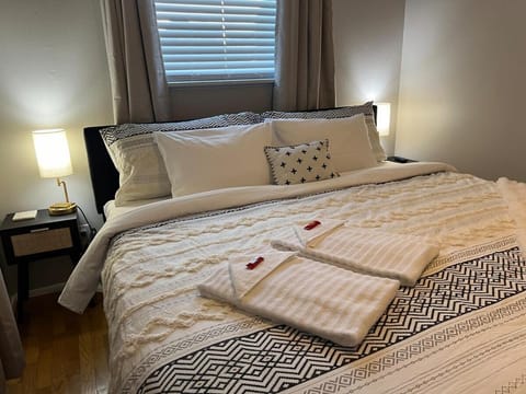 HUGE, PRIVATE, 3 BEDROOM 1 BATH NEAR PLU and JBLM Apartment in King County