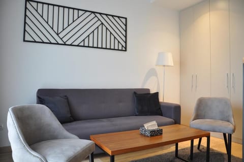 BW Studio Oasis! Garage, Terrace, Kula&Galerija! Apartment in Belgrade