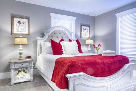 Home in the mountains House in Old Colorado City