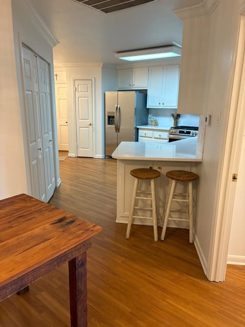 Island getaway 11 beds 4 bedrooms House in False River