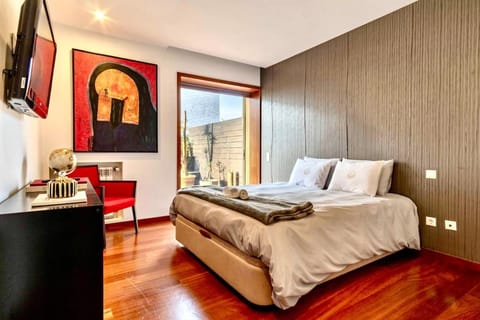 Bed, Photo of the whole room, Bedroom