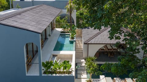 Property building, Pool view, Swimming pool, internet