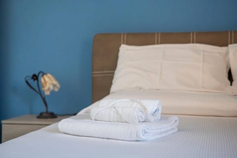 White Lion SURF & MINE GUESTHOUSE Bed and Breakfast in Buggerru