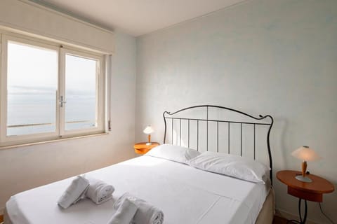 Mediterranean Home - with Sea View Apartment in Vallecrosia