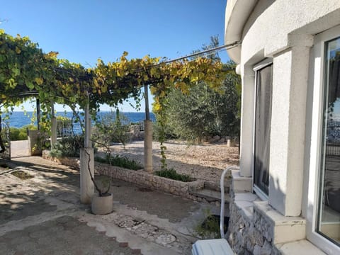 Property building, Day, Natural landscape, Garden, View (from property/room), Garden view, Sea view