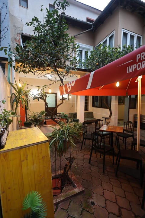 Patio, Garden