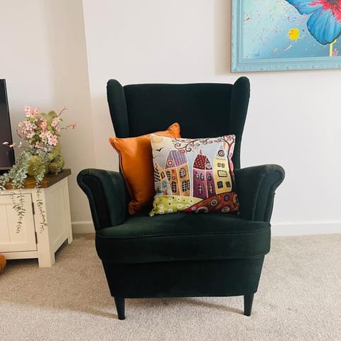 Bear Cottage - Waterfall Country House in Wales