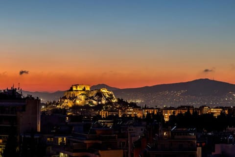 View (from property/room), City view, Landmark view, Sunset