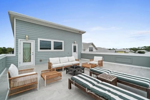 Know When To Hold Em in Inlet Beach House in Inlet Beach