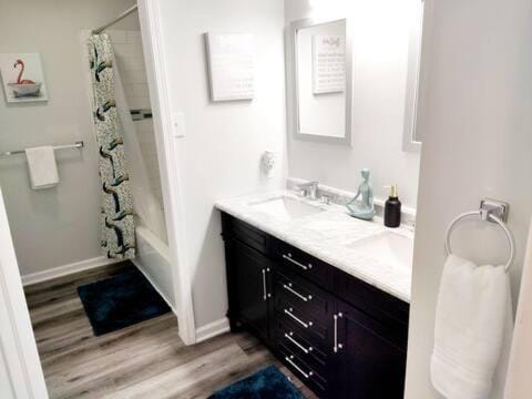 Cozy Home walk to DT - Private Bedroom Vacation rental in Indianapolis