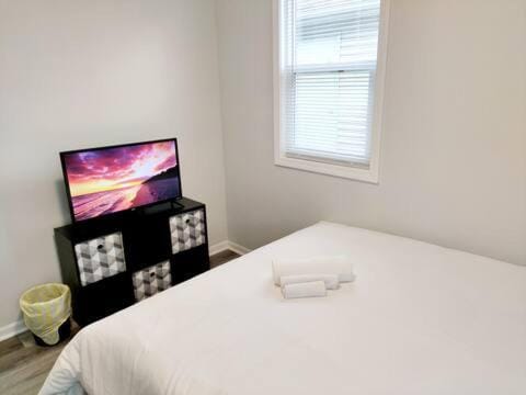 Cozy Home walk to DT - Private Bedroom Vacation rental in Indianapolis