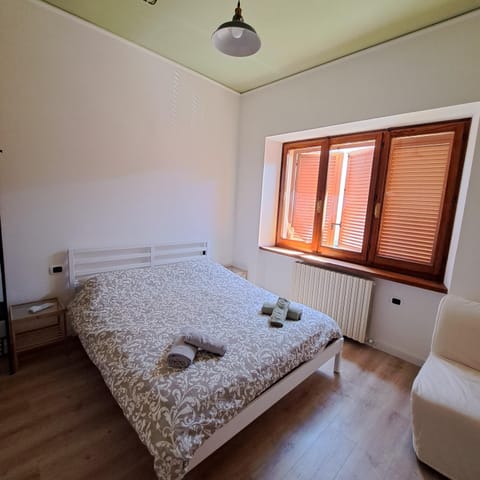 daClaudia,it - 5 minuti a piedi dalla stazione - vicina al centro Bed and Breakfast in Spoleto