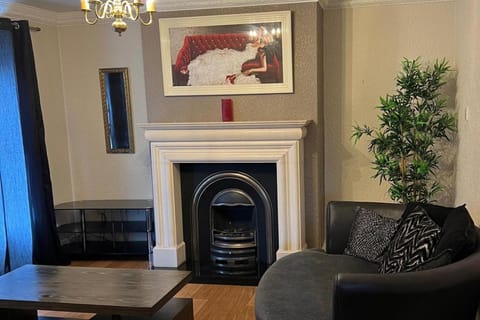 Living room, Seating area, heating