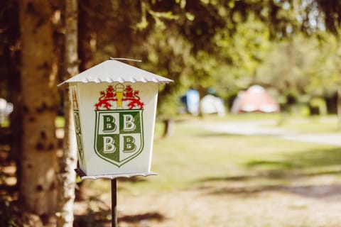 Retro mobilehome Fanfare Woltzdal Apartment in Luxembourg