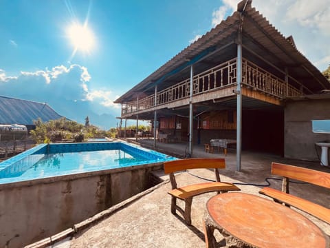 Property building, View (from property/room), Balcony/Terrace, Pool view, Swimming pool, sunbed