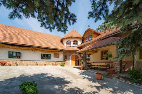 Property building, Garden view