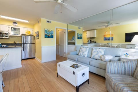 120 Breakers Villa in Coligny Beach