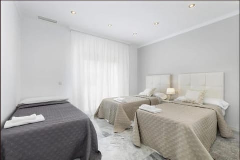 Elegant Villa Retreat with Lush Gardens Villa in Marbella