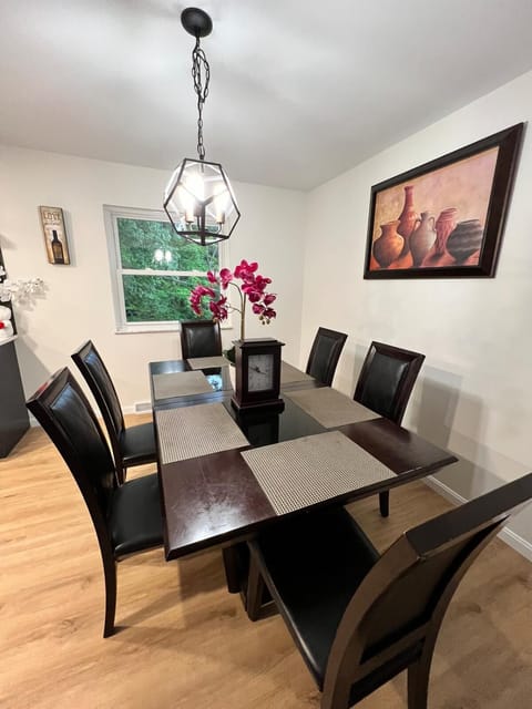 Gorgeous Timberwood 3bedr 3bath with basement 4 beds Villa in Blue Ash