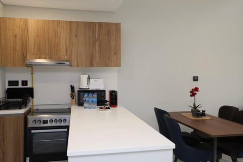 Stylish 3BR Duplex Near Cleveland & Galleria Mall Apartment in Abu Dhabi