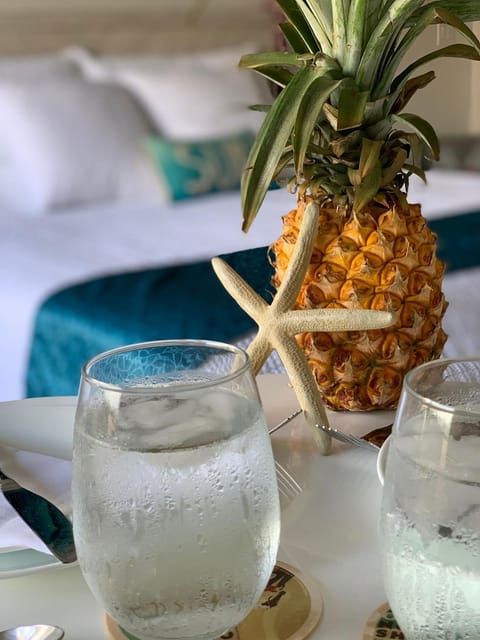 Property building, Facade/entrance, Photo of the whole room