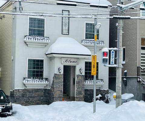 Property building, Winter