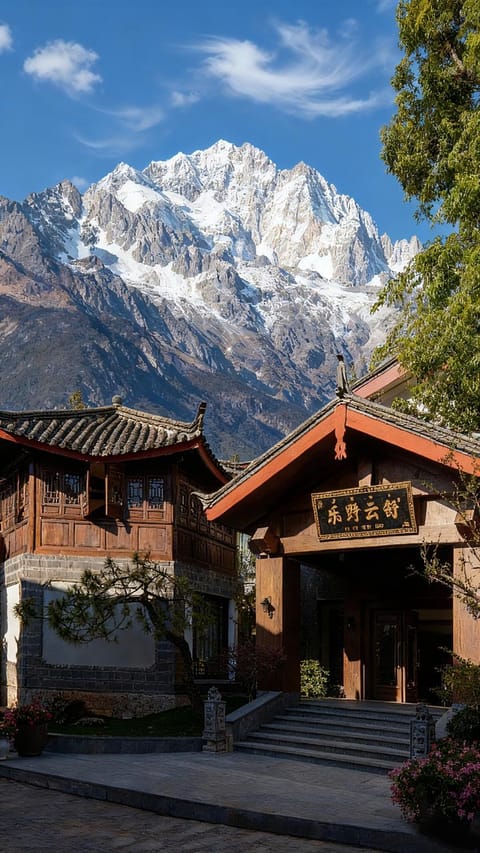 Nearby landmark, Natural landscape, Mountain view