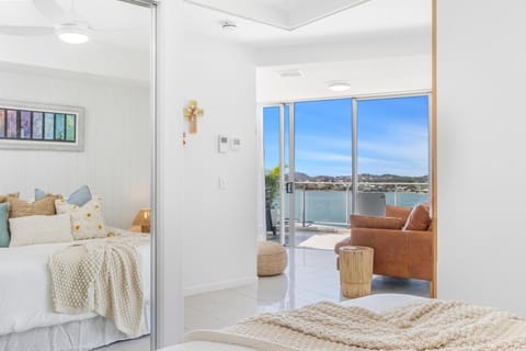 Living room, Bedroom, Sea view