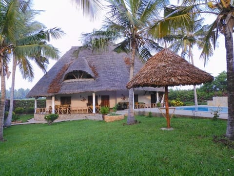 Natural landscape, Garden view, Pool view, Swimming pool, sunbed