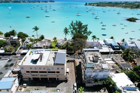 Nearby landmark, Natural landscape, Bird's eye view, Beach, City view, Sea view, Street view