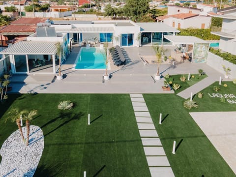 Property building, Spring, Day, Natural landscape, Bird's eye view, Pool view, Swimming pool, sunbed