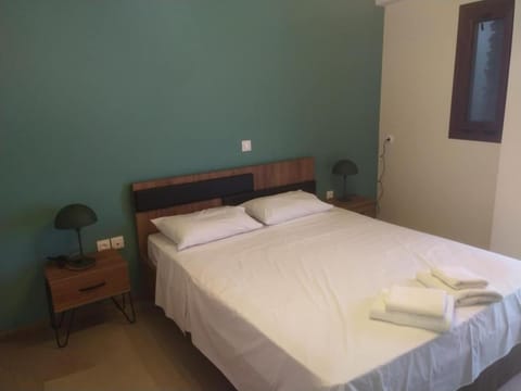 Stylianos House 6 Apartment in Leonidio