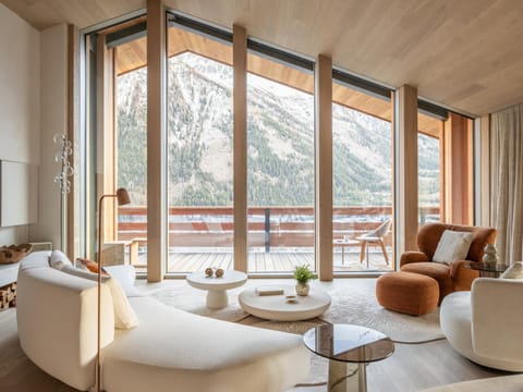 View (from property/room), Living room, Mountain view