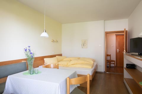 Living room, Dining area, Bedroom