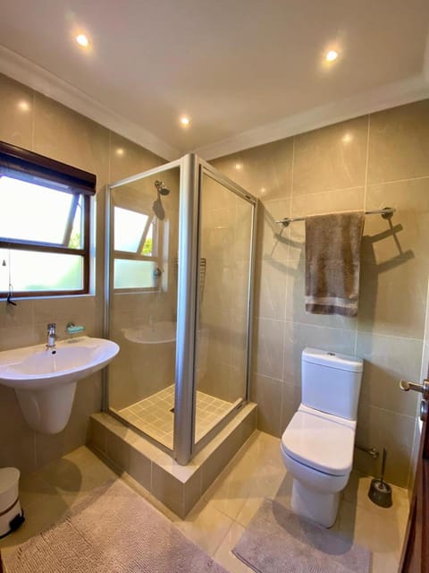 La rambla guest house Bed and Breakfast in Cape Town