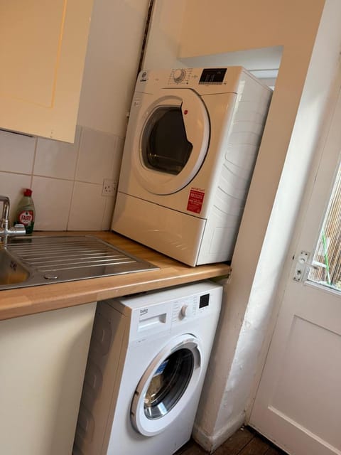 5 Brunswick - room 04 Hostel in Bristol