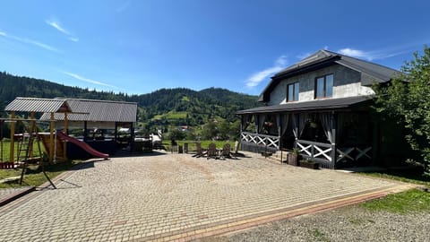 Property building, Spring, Day, Natural landscape, Mountain view