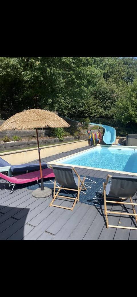 Patio, Pool view, Swimming pool, sunbed