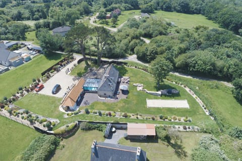 Bird's eye view, Pool view