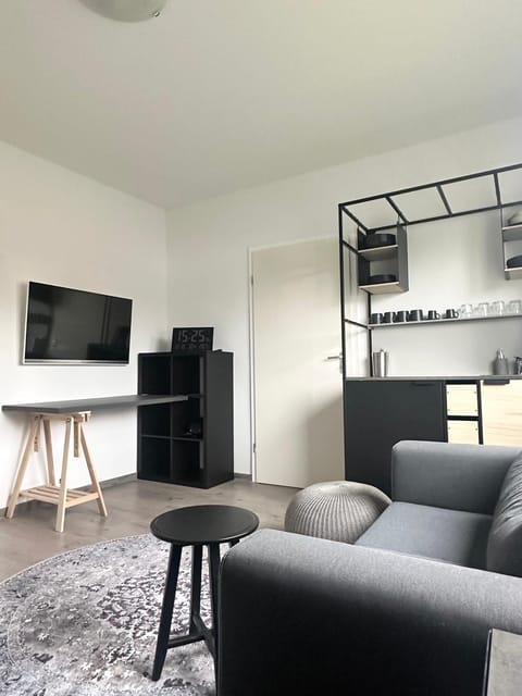 Communal lounge/ TV room, TV and multimedia, Kitchen or kitchenette, Seating area