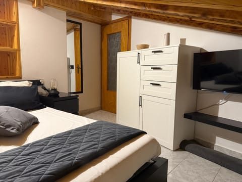 Stone Nest Lanzada House in Province of Brescia