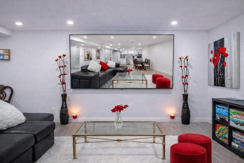 TV and multimedia, Living room, Seating area