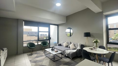 Patio, Living room, Seating area, Dining area