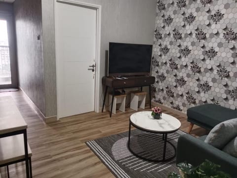Communal lounge/ TV room, Living room, Seating area