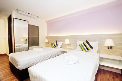 Restaurant/places to eat, Bed