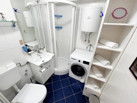 Neomi-Greta Apartment in Brela