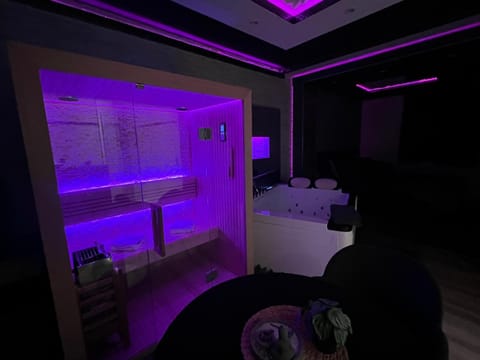 Pause Thermale Suite Bed and Breakfast in Liège