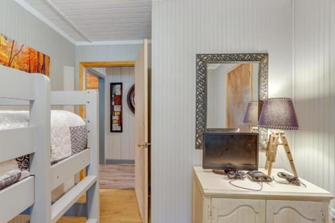 Mossy Creek Cabin Cabin in White County